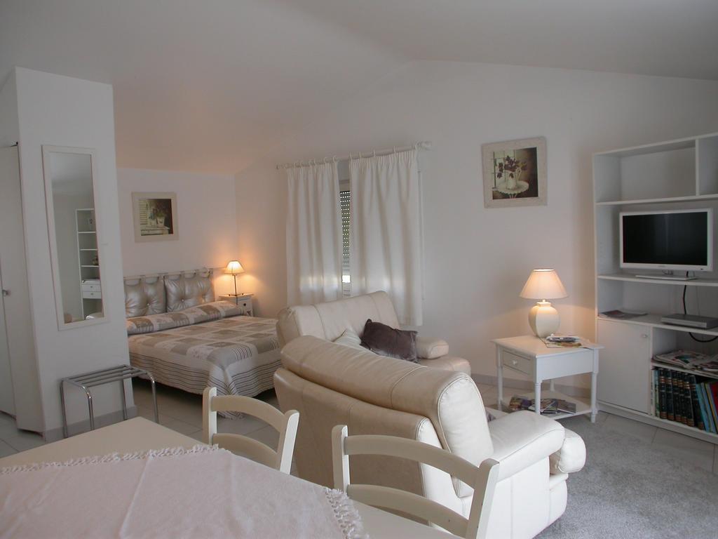 Apartments La Madeleine アヴィニョン 部屋 写真