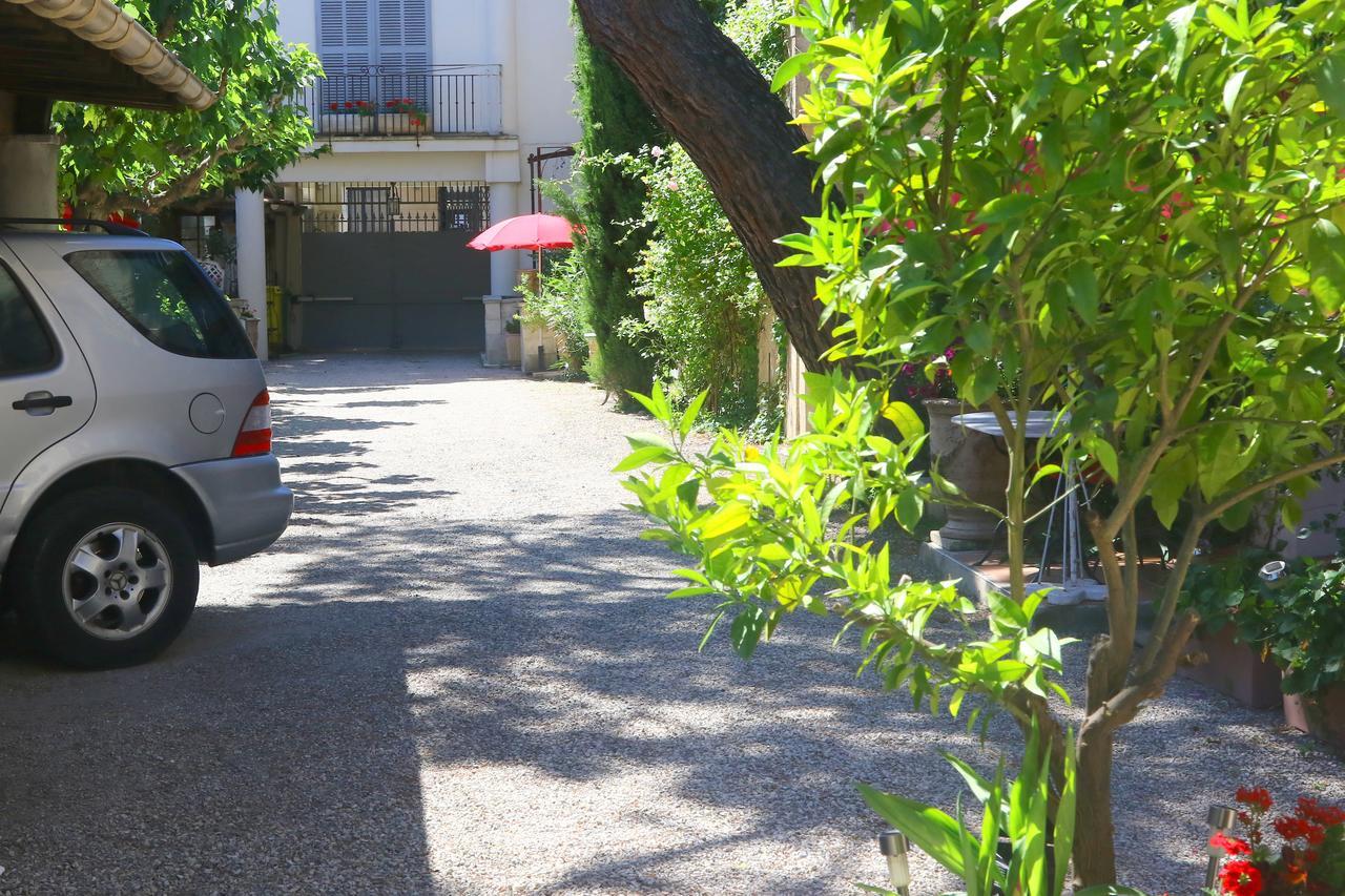 Apartments La Madeleine アヴィニョン エクステリア 写真